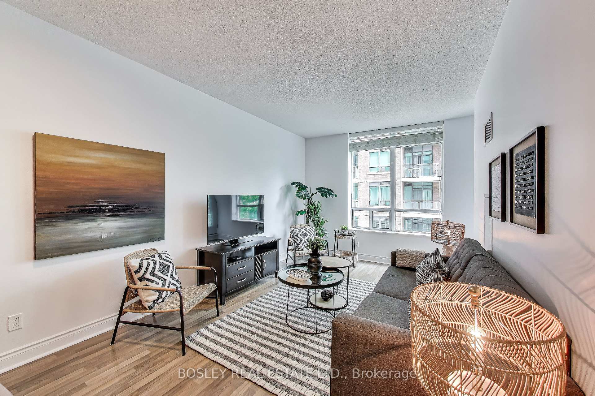 1 Bedroom Condo at 319 Merton, Toronto For sale