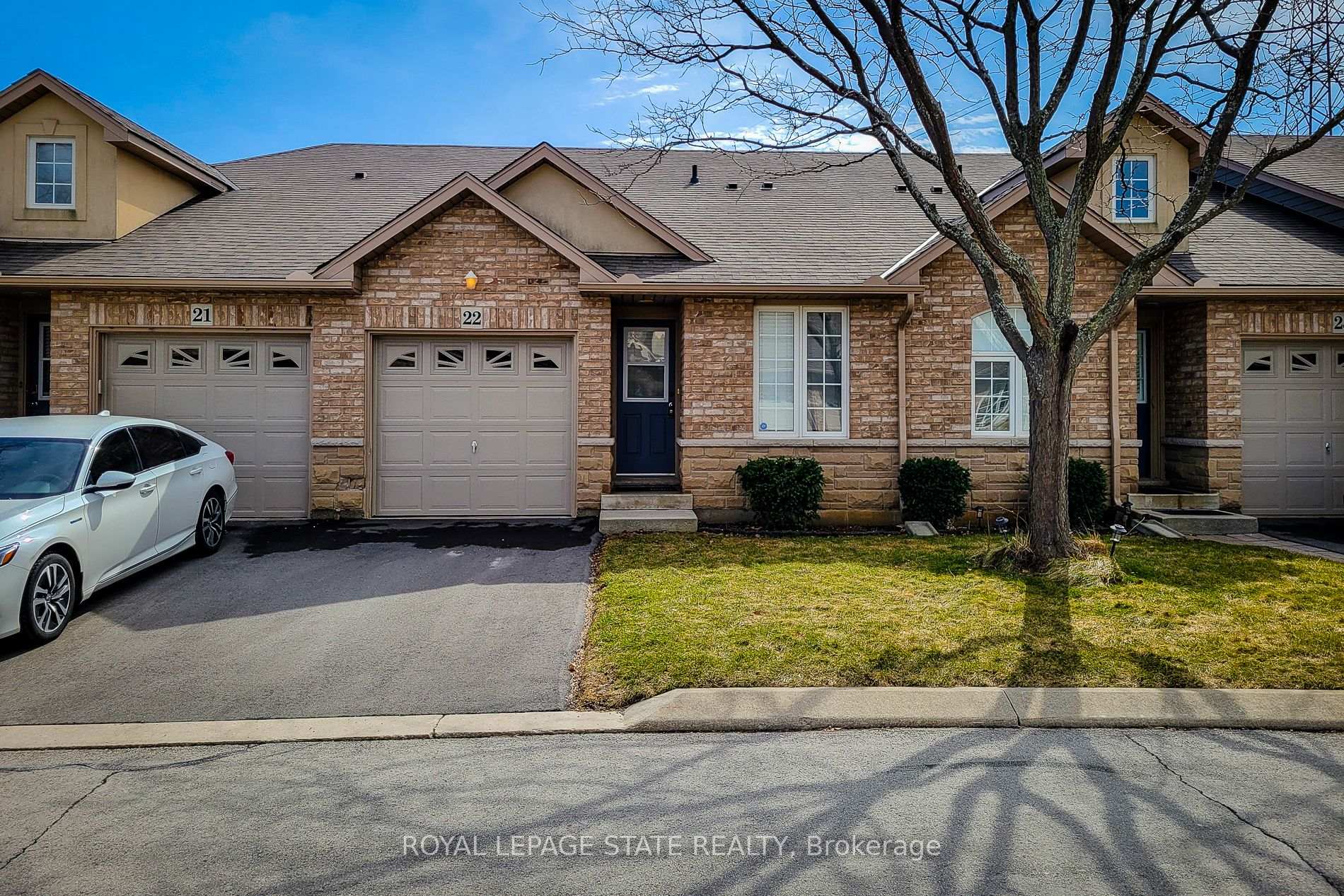 2 Bedrooms Condo at 751 Rymal, Hamilton For sale