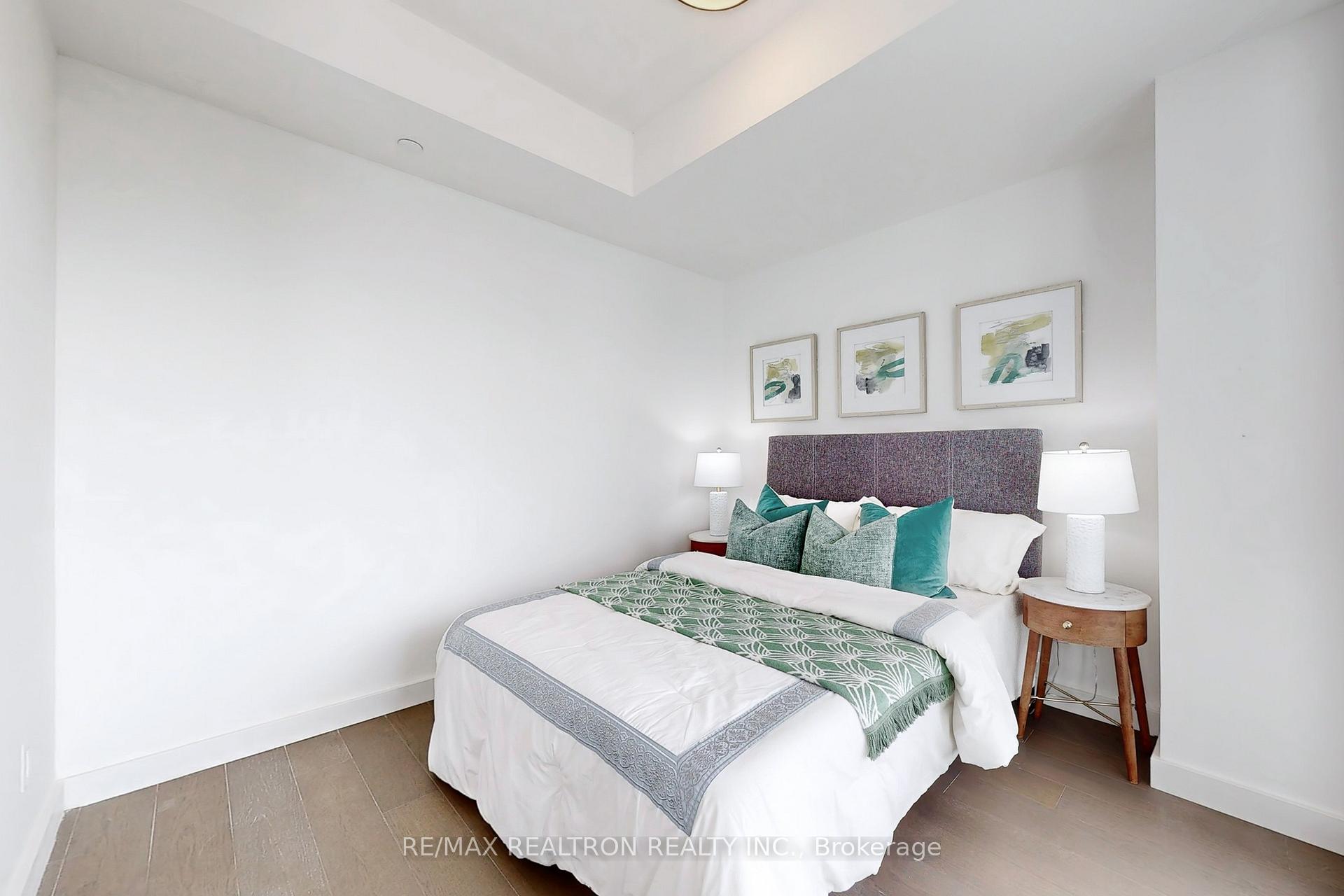2 Bedrooms Condo at 81 Wellesley, Toronto For sale