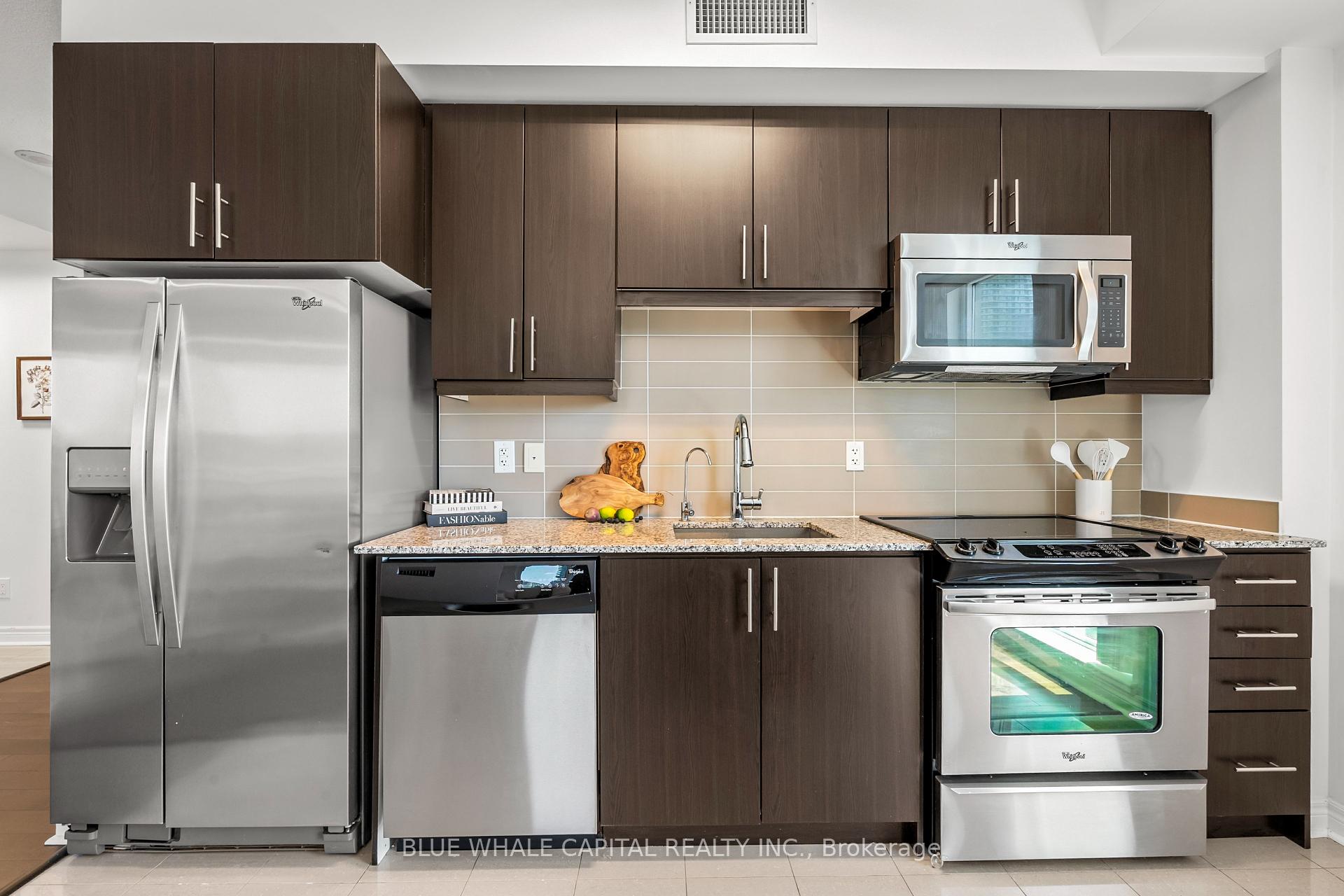 2 Bedrooms Condo at 2756 Old Leslie, Toronto For sale