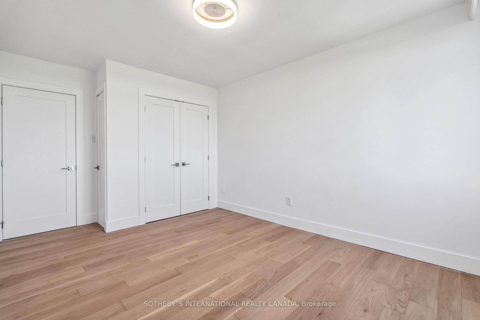 2 Bedrooms Co-op at 581 Avenue,  Toronto For sale