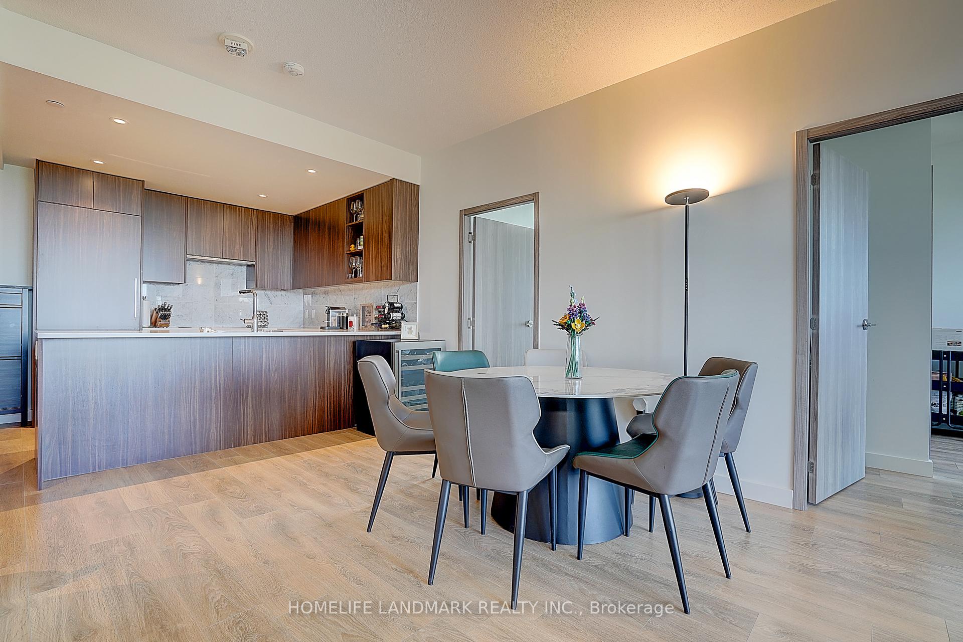 3 Bedrooms Condo at 85 Mcmahon, Toronto For sale