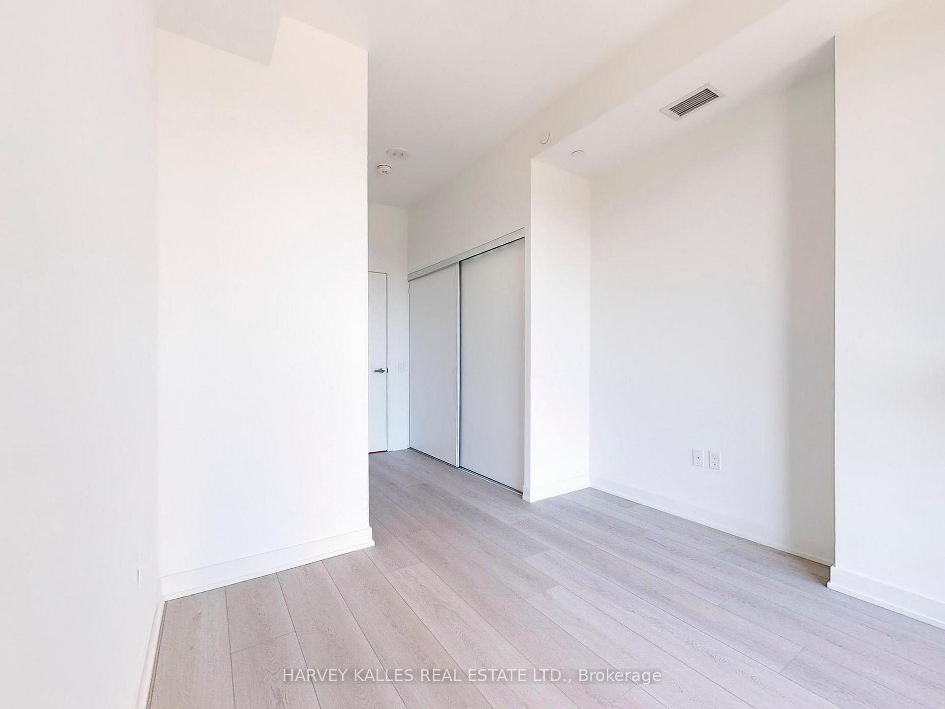 3883 Quartz Road 118