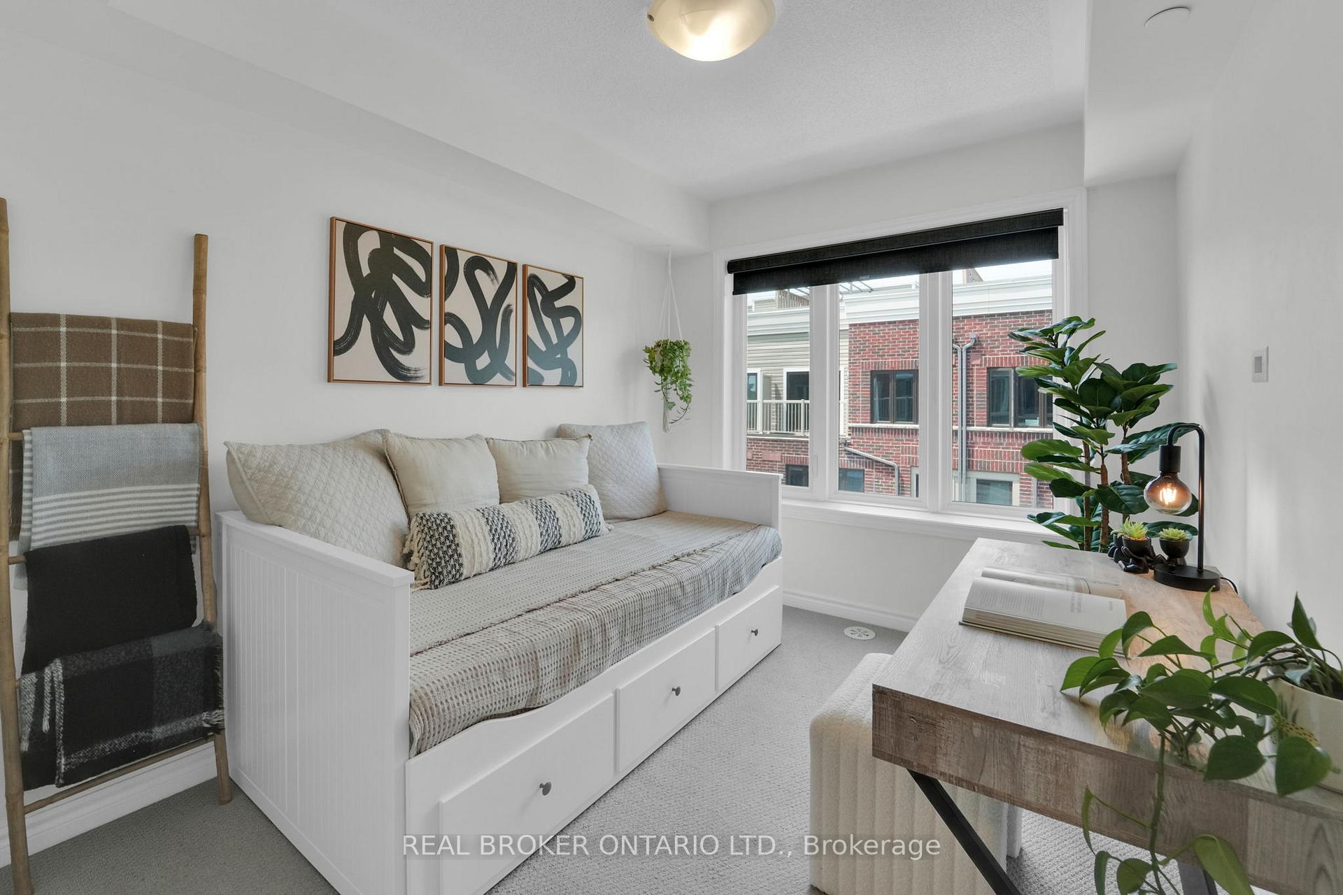 2 Bedrooms Condo at 100 Long Branch, Toronto For sale
