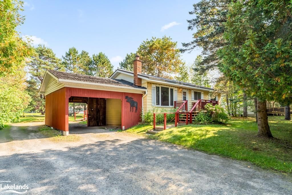 364 RAVENSCLIFFE Road Huntsville Ontario P1H 1L7