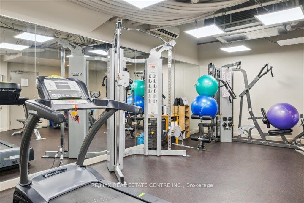 2 Bedrooms Condo at 150 Sudbury, Toronto For sale
