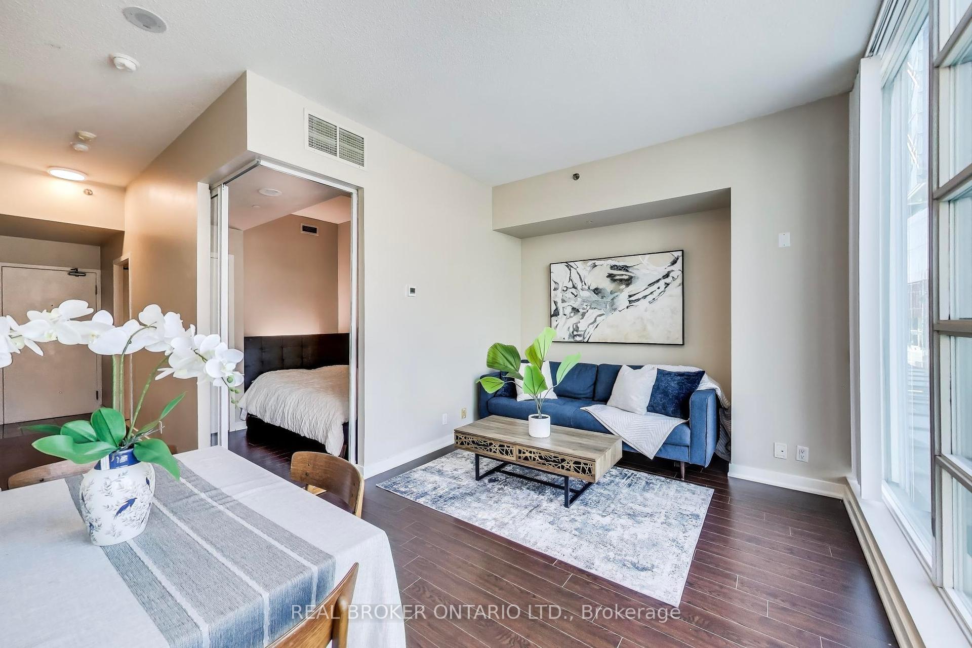 2 Bedrooms Condo at 397 Front, Toronto For sale
