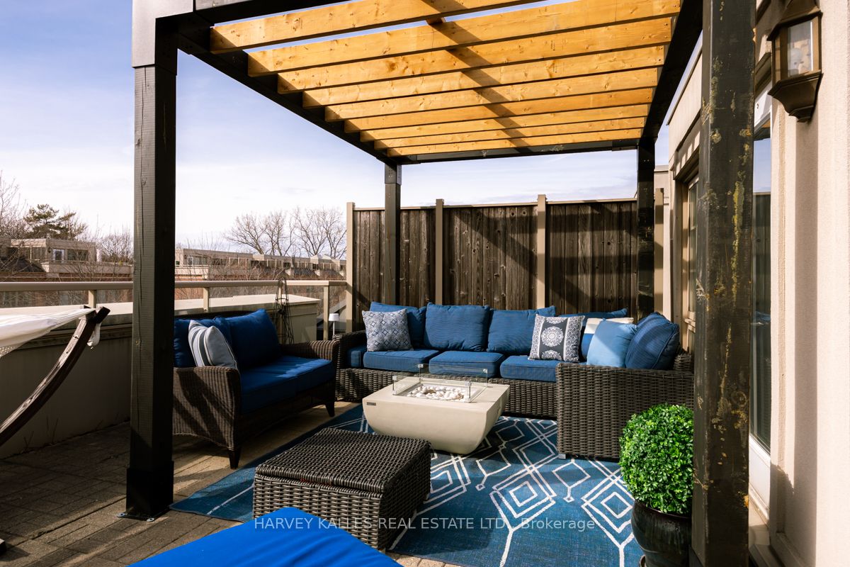 21 Burkebrook Place, #Th10