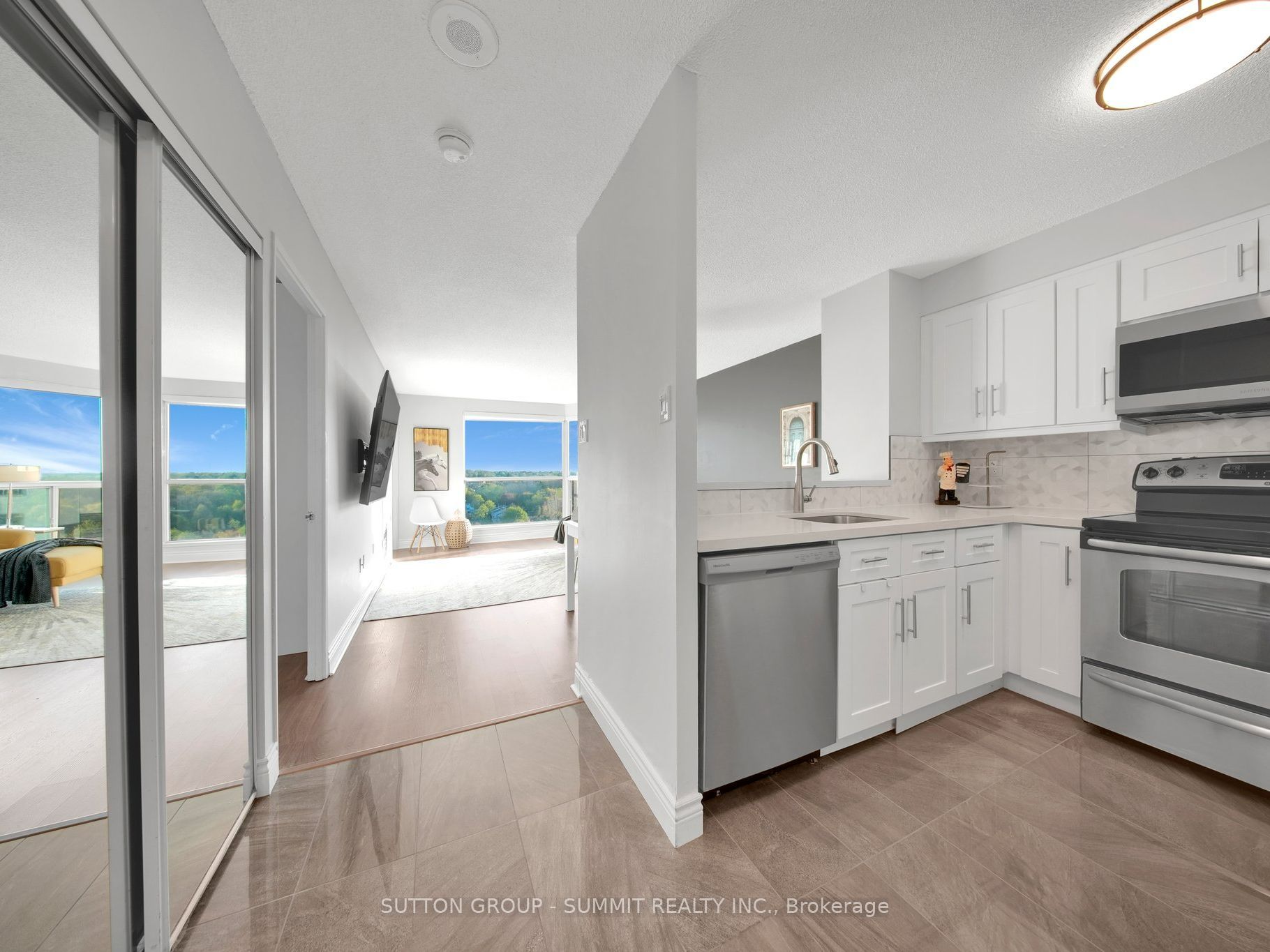 2155 Burnhamthorpe Road W, #1208