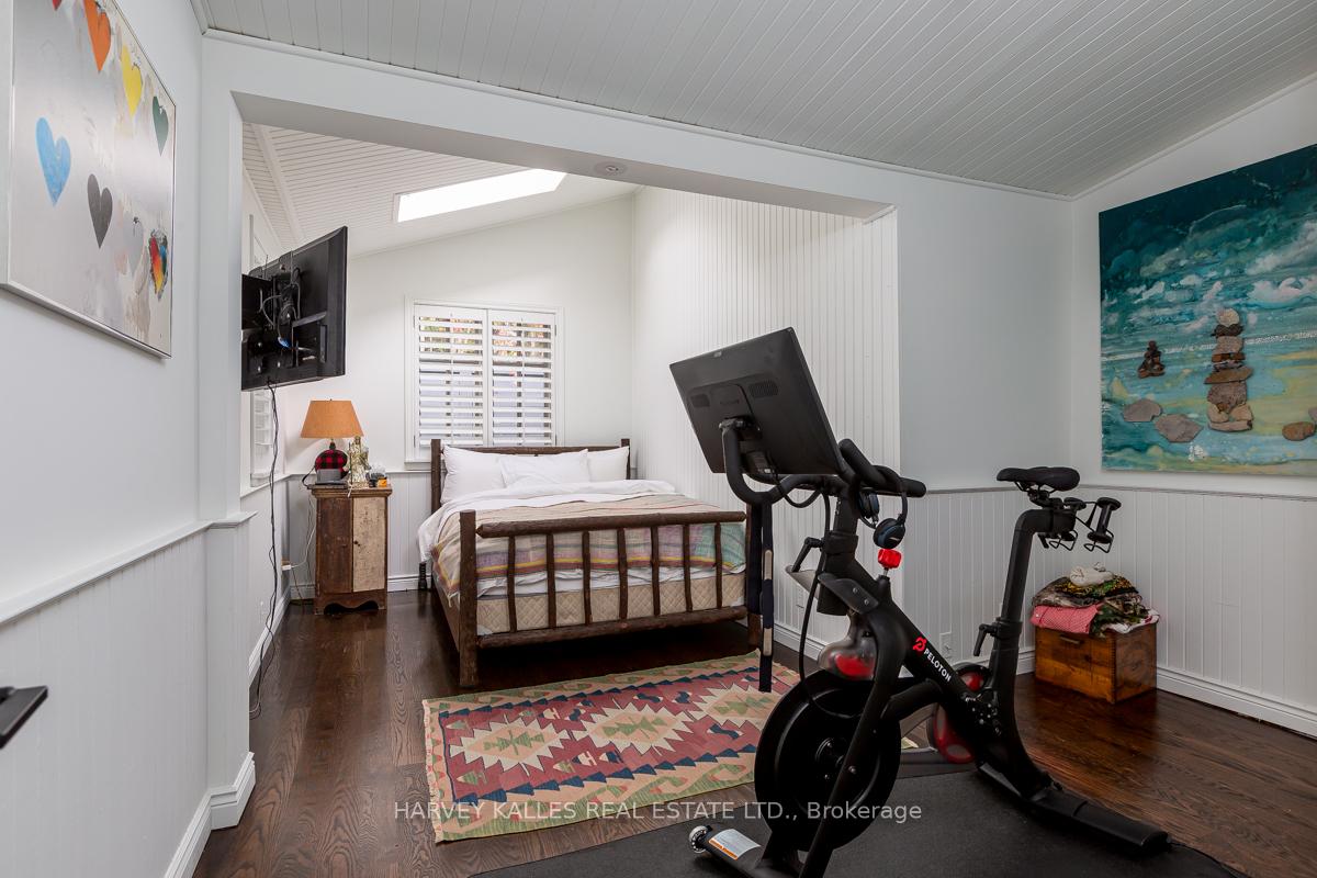 1375 Maple Road