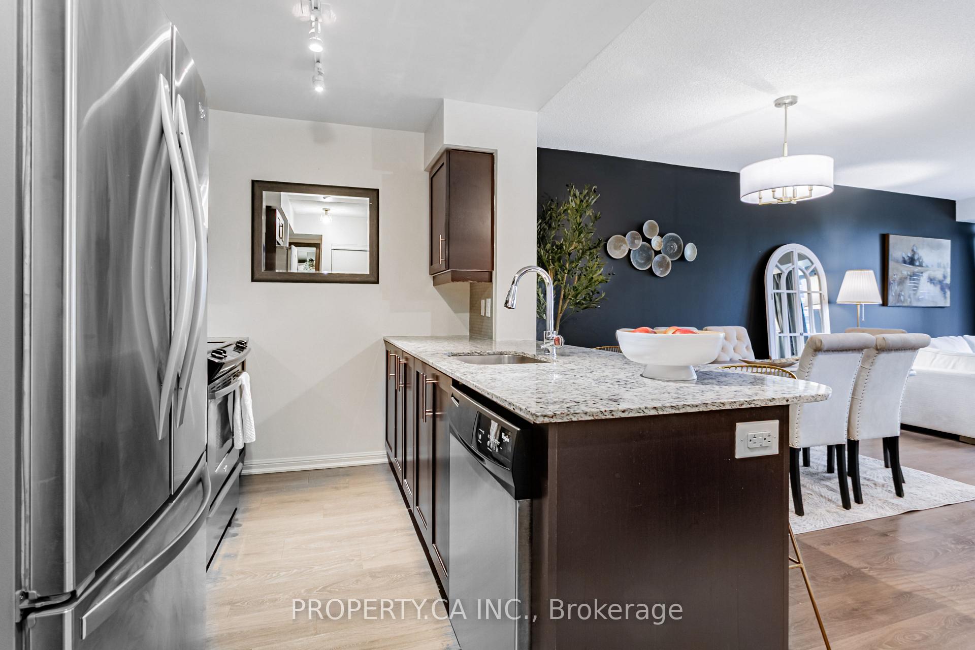2 Bedrooms Condo at 35 Bastion, Toronto For sale