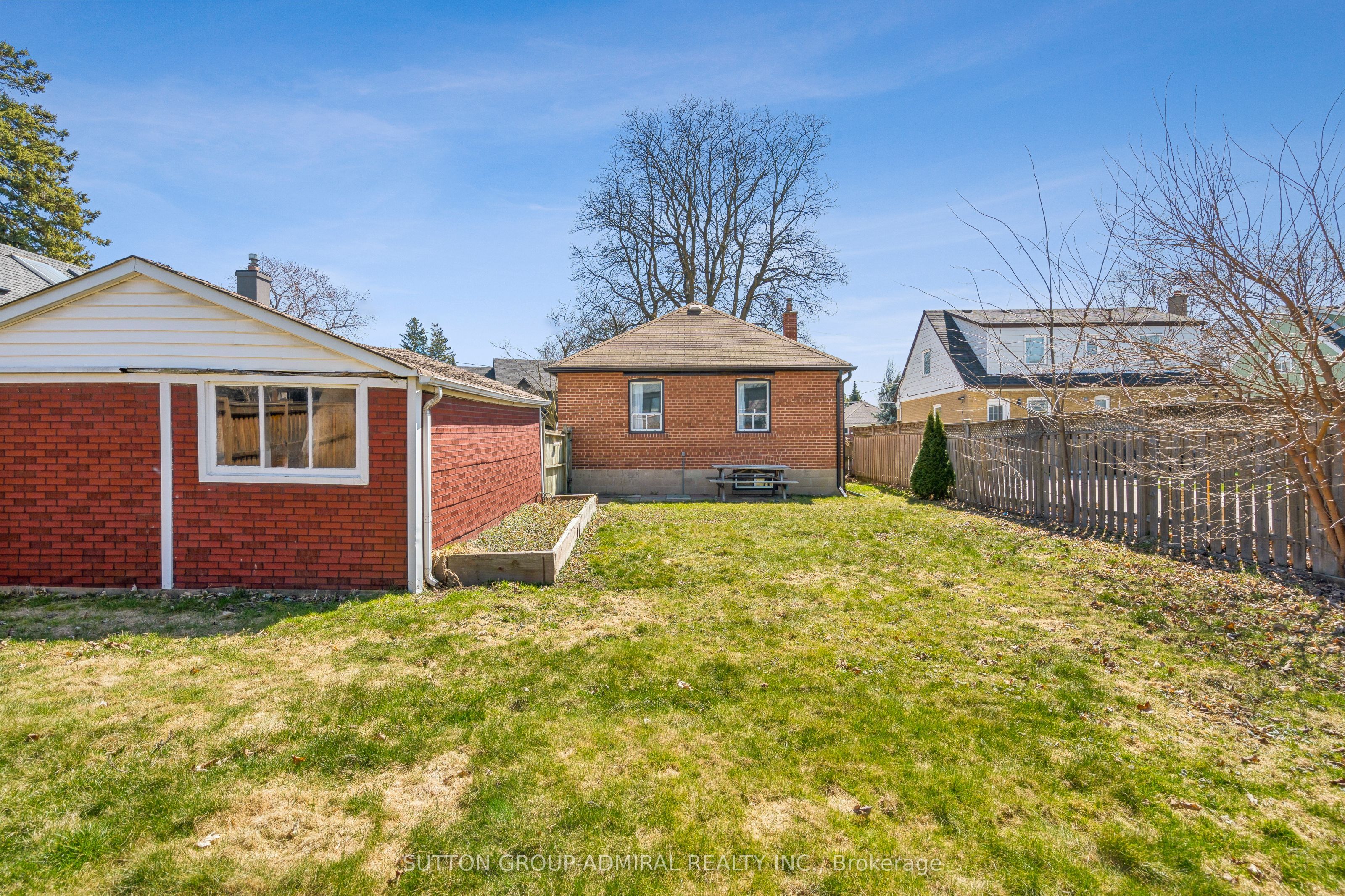 9 Nordale Crescent
