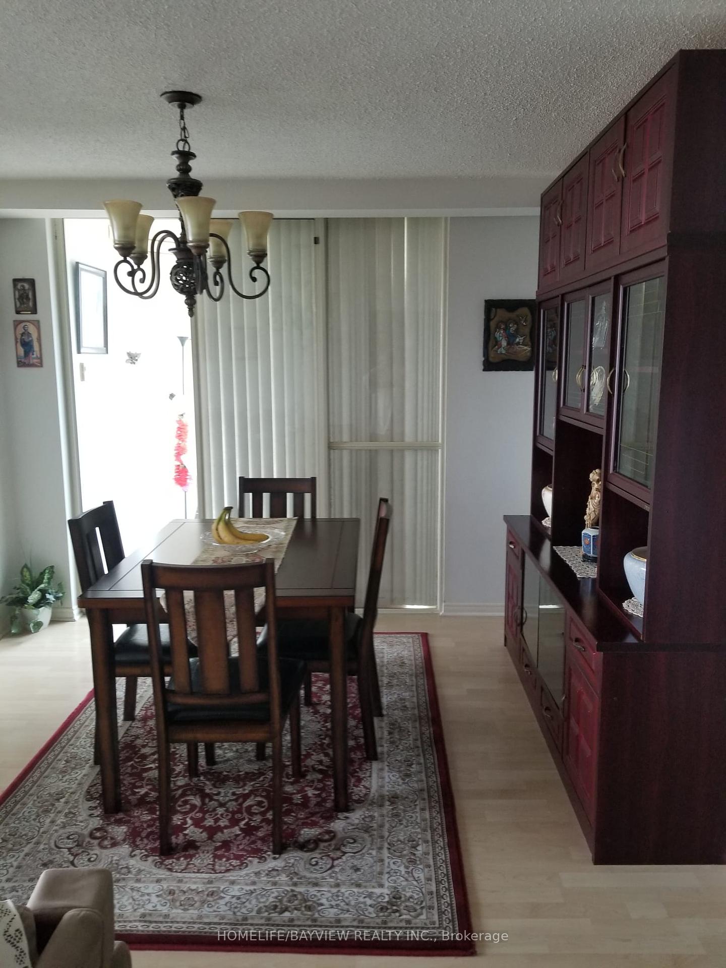2 Bedrooms Condo at 160 Alton Towers,  Toronto For sale