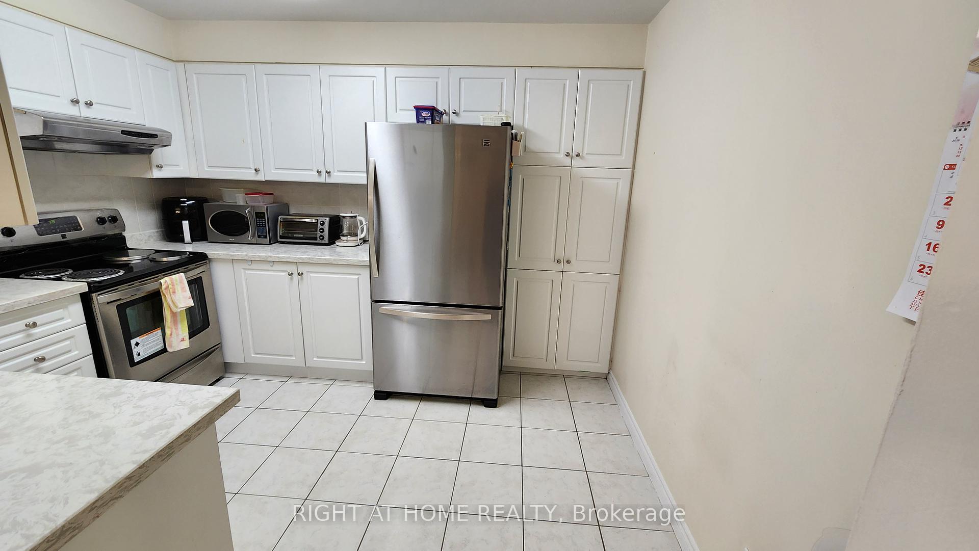 2 Bedrooms Condo at 1883 McNicoll, Toronto For sale