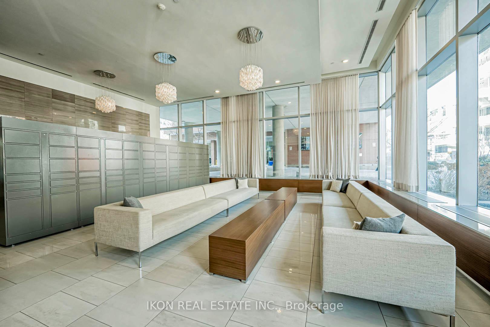 3 Bedrooms Condo at 116 George, Toronto For sale