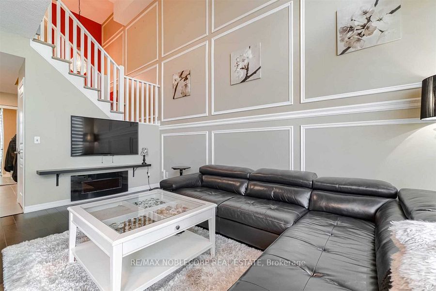 223 Webb Drive, #2101