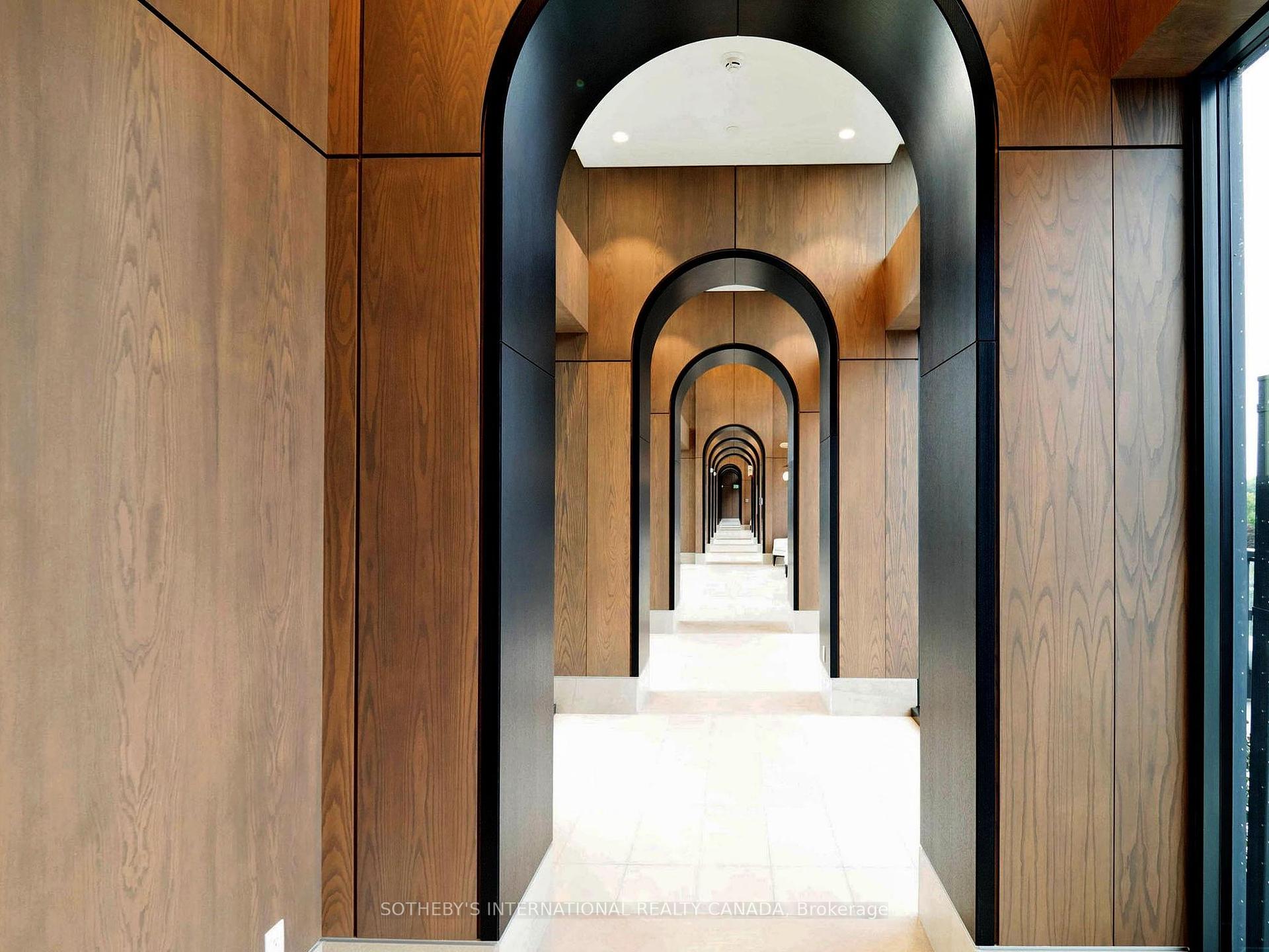 3 Bedrooms Condo at 30 Inn On the Park, Toronto For sale