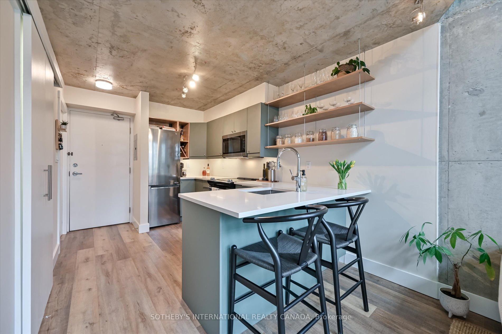 2 Bedrooms Condo at 1029 King, Toronto For sale