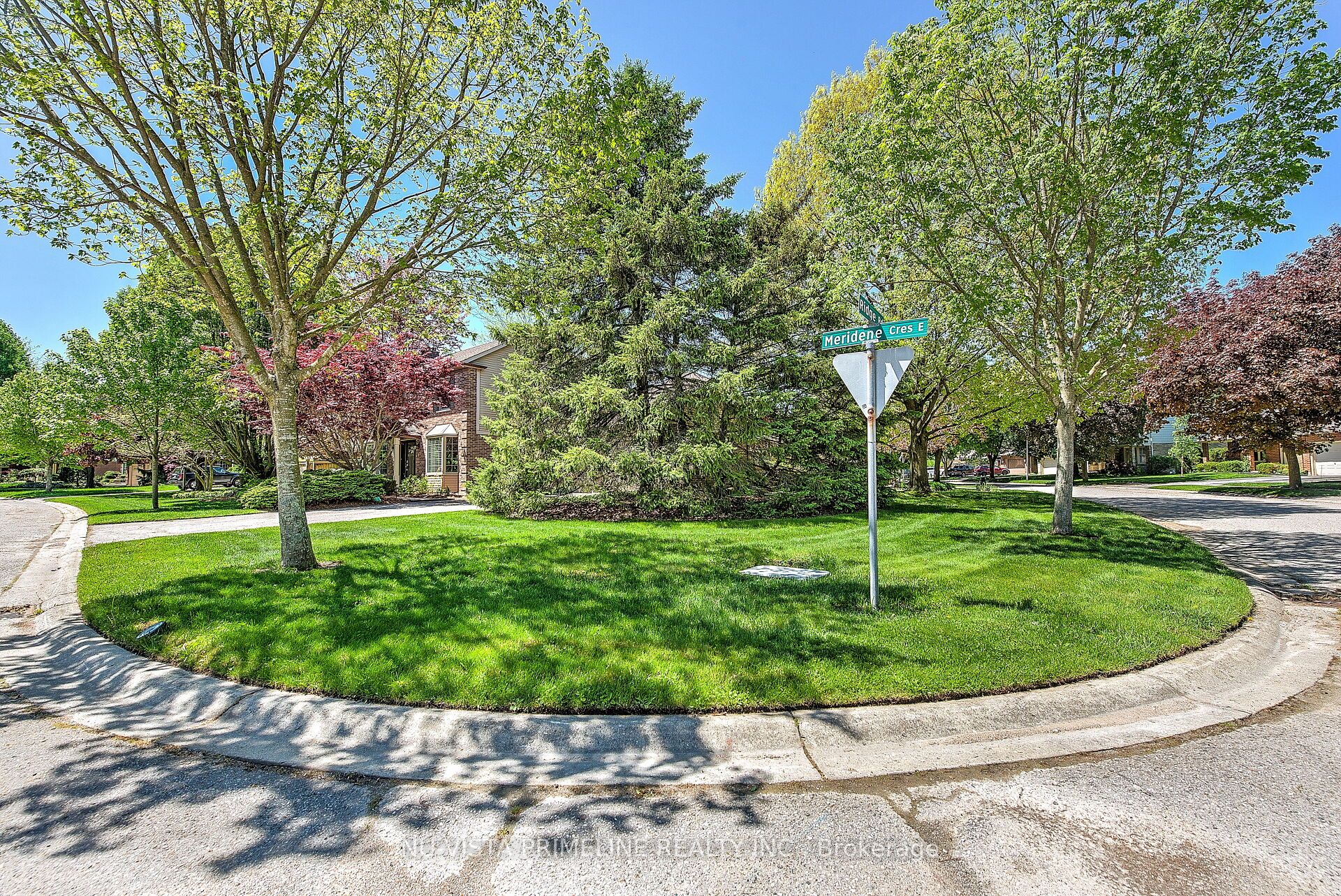 49 Meridene Crescent E