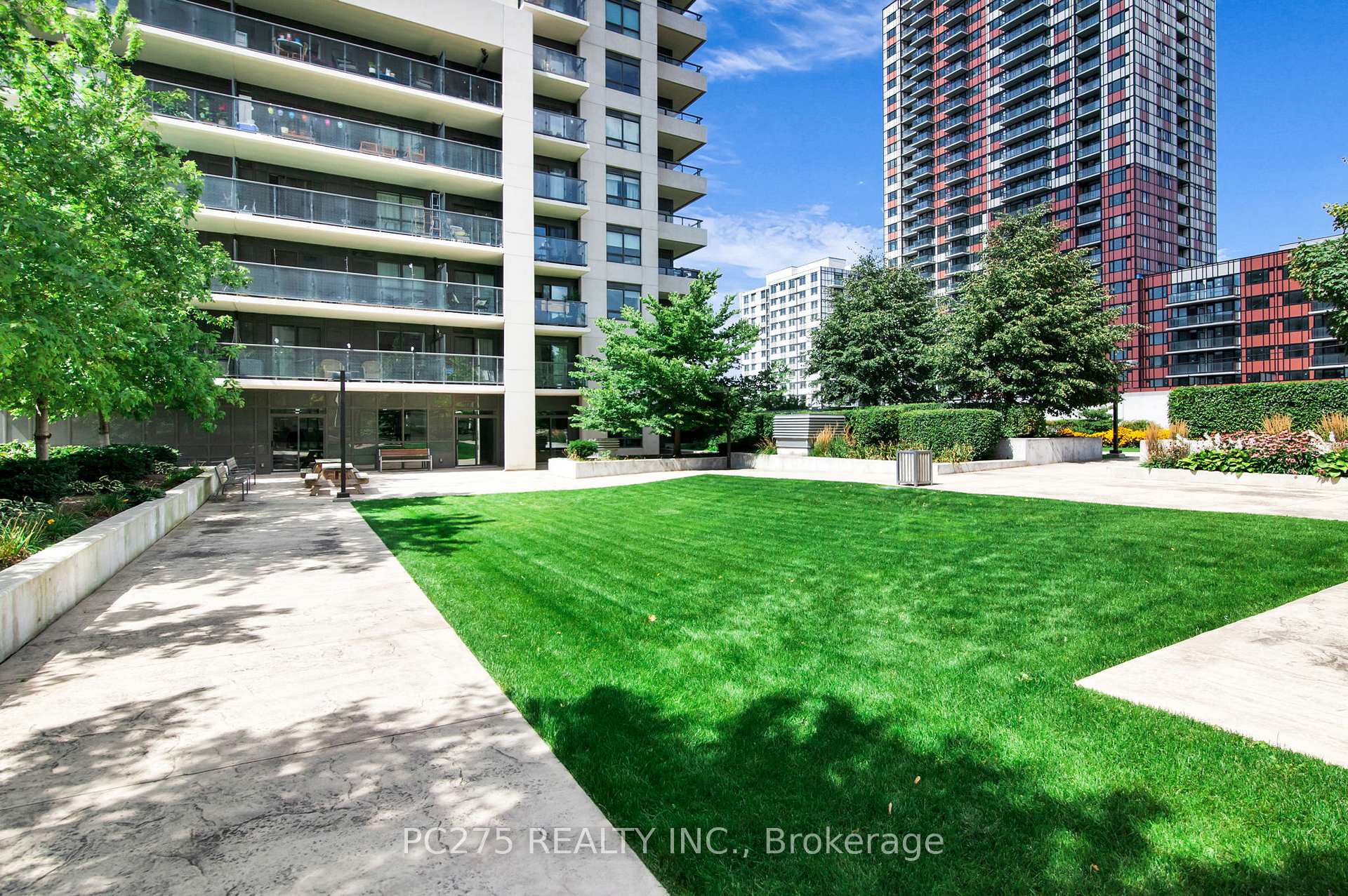 1 Bedroom Condo at 1410 Dupont, Toronto For sale
