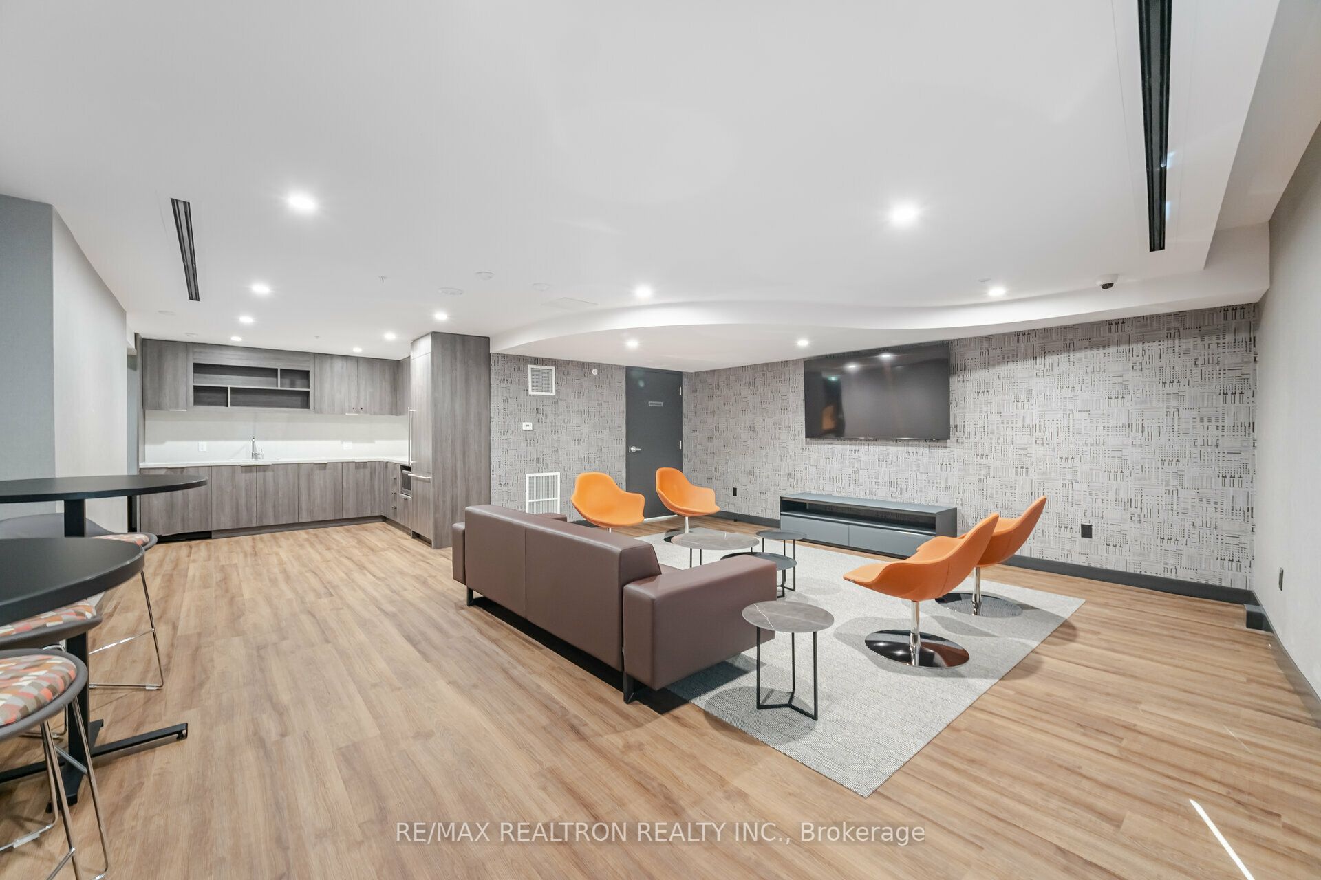 2525 Bathurst Street, #1003