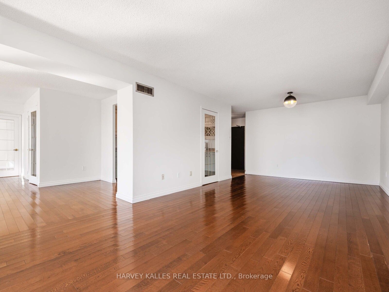 5640 Yonge Street 608