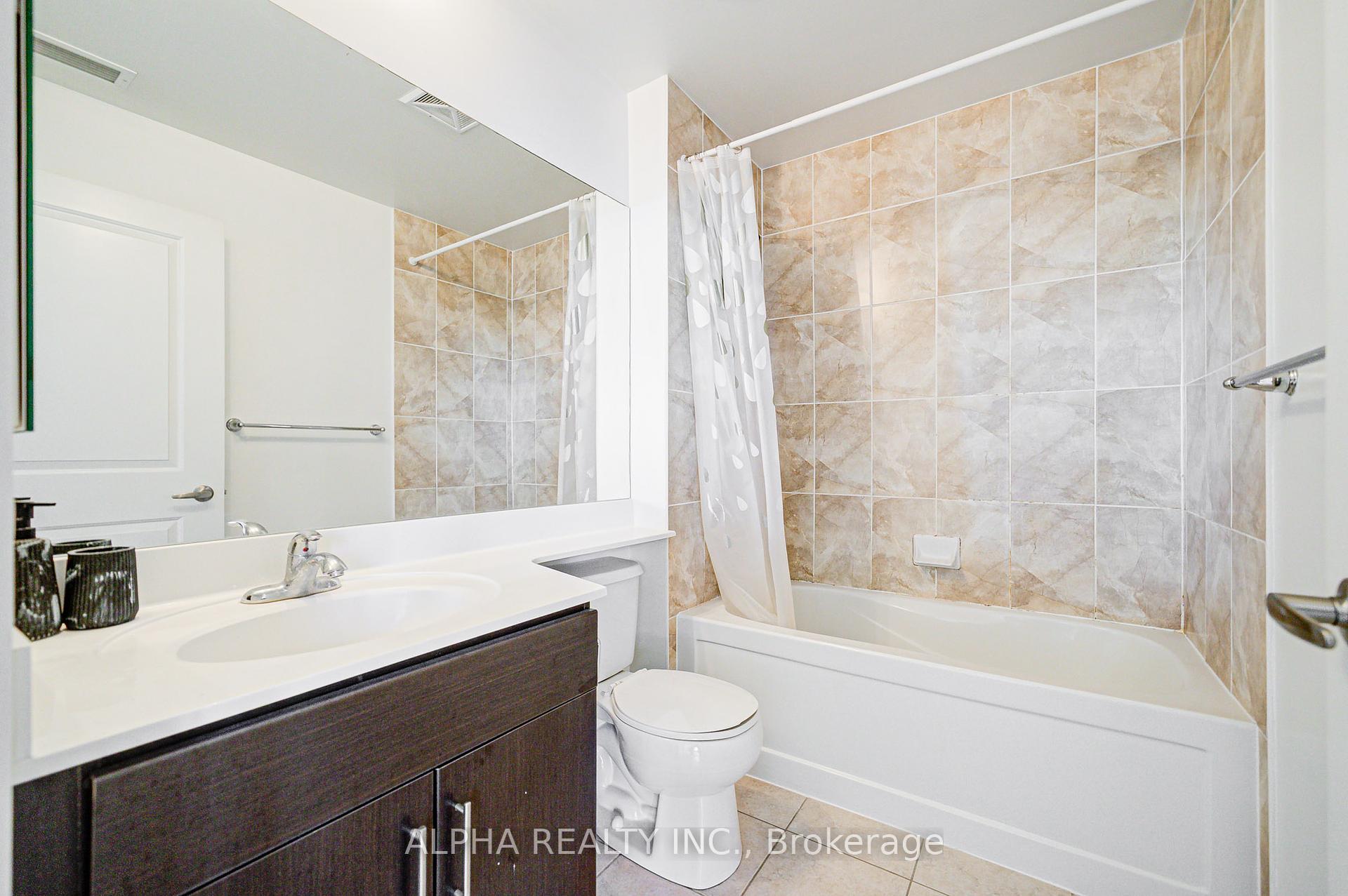 1 Bedroom Condo at 30 Herons Hill, Toronto For sale