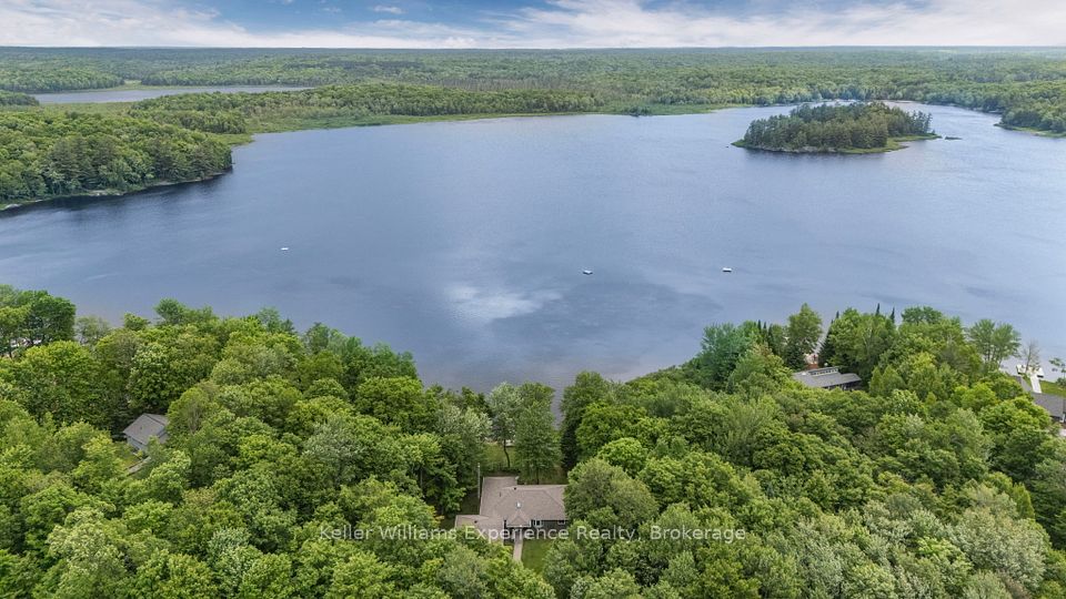 1248 Healey Lk Road, Bracebridge, ON P1L 1X3