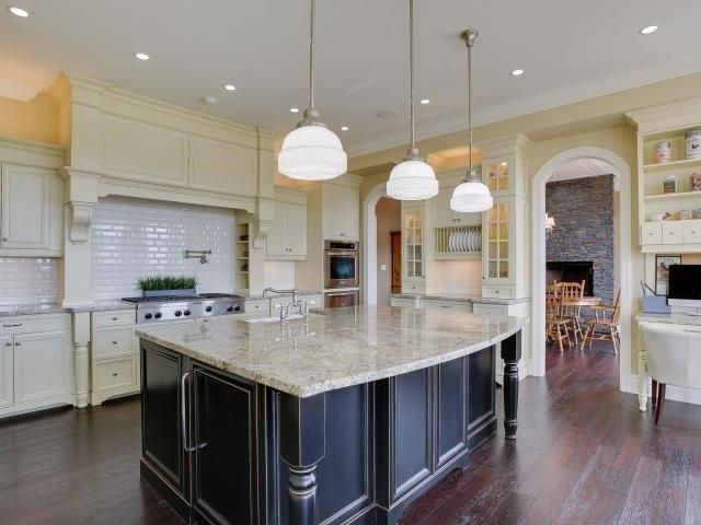 7472 Ashburn Road