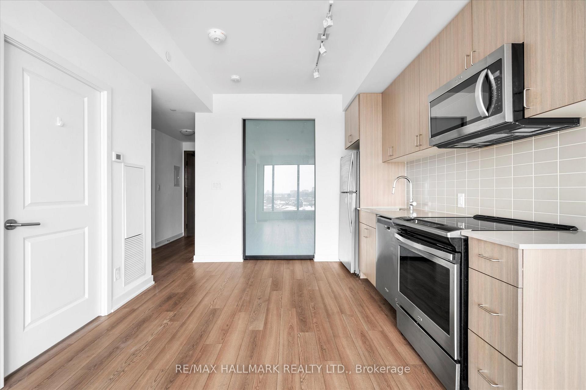 2 Bedrooms Condo at 2799 Kingston, Toronto For sale