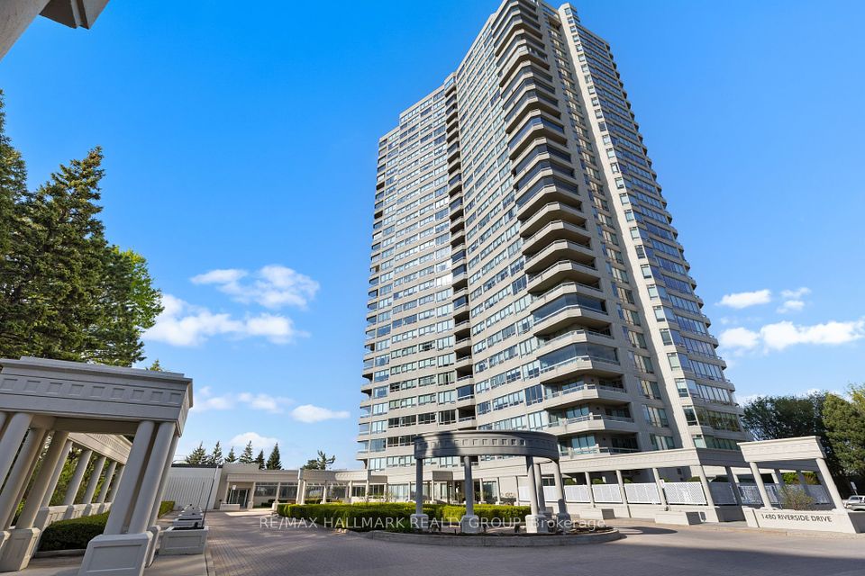 1480 Riverside