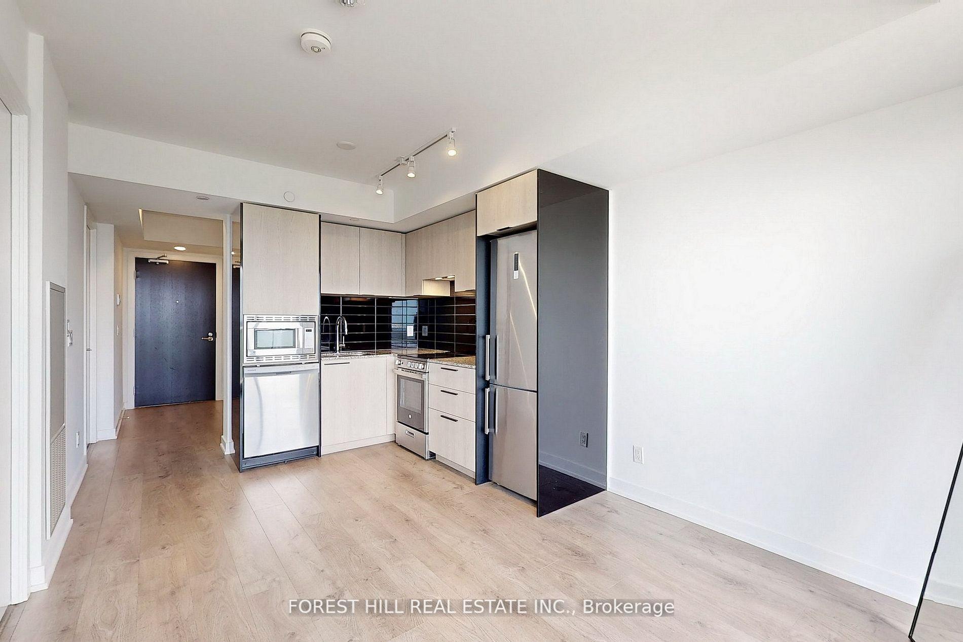 2 Bedrooms Condo at 501 Yonge,  Toronto For sale