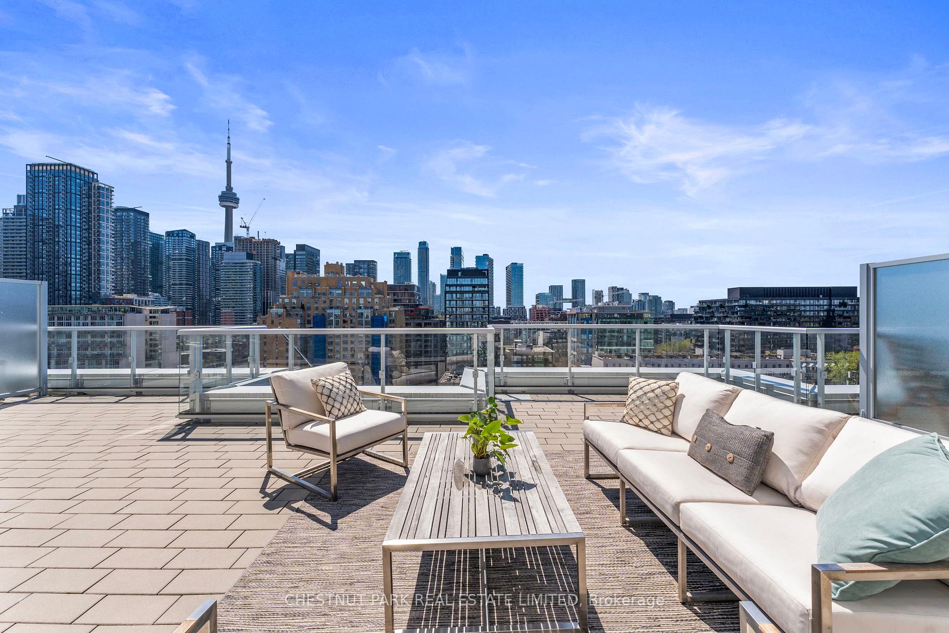 3 Bedrooms Condo at 38 Cameron, Toronto For sale