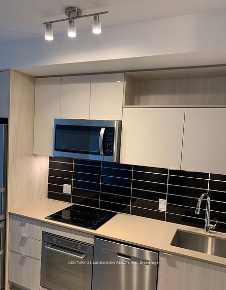 121 Lower Sherbourne Street, #644 SW