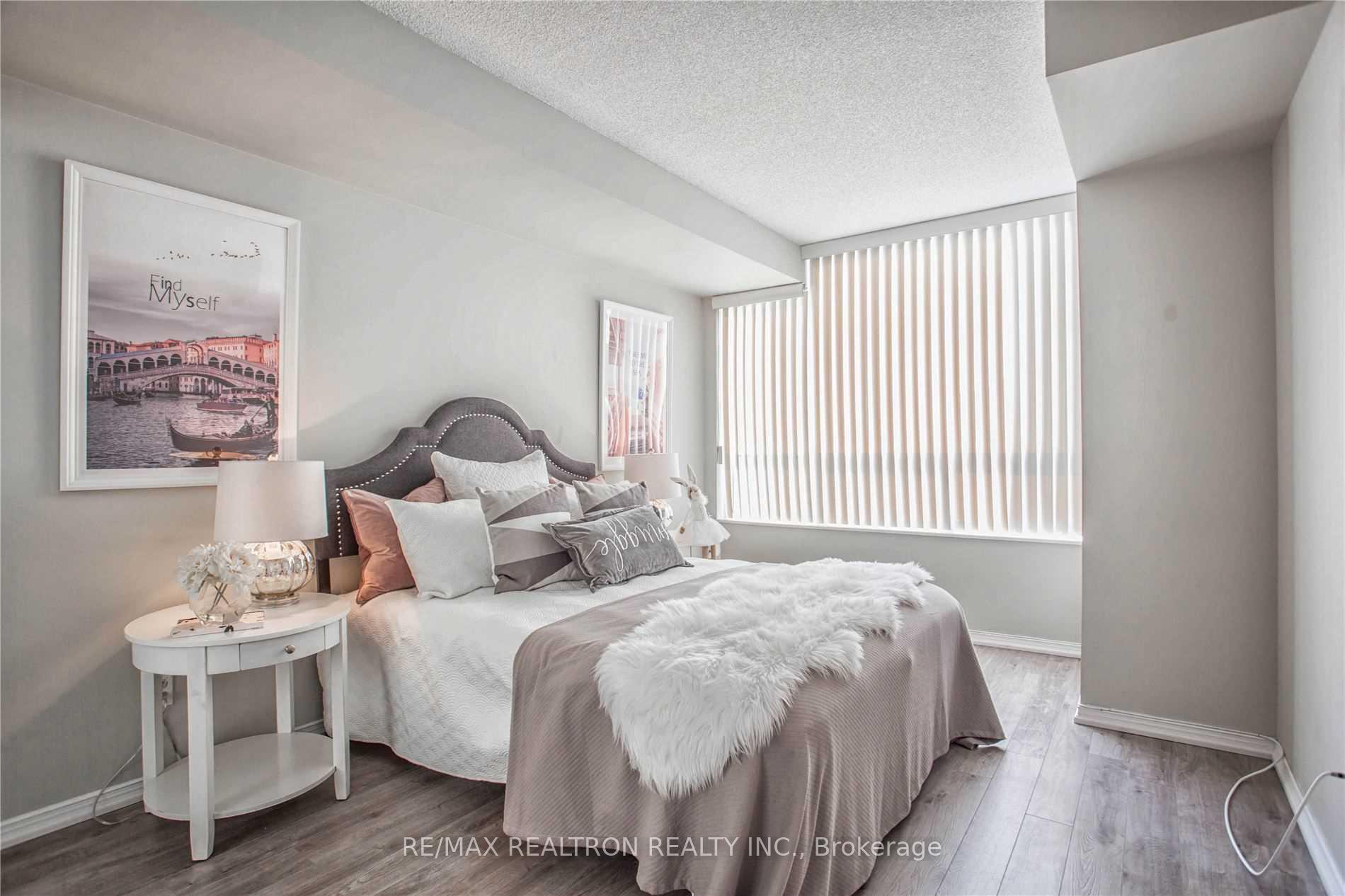 1 Bedroom Condo at 238 Doris, Toronto For sale