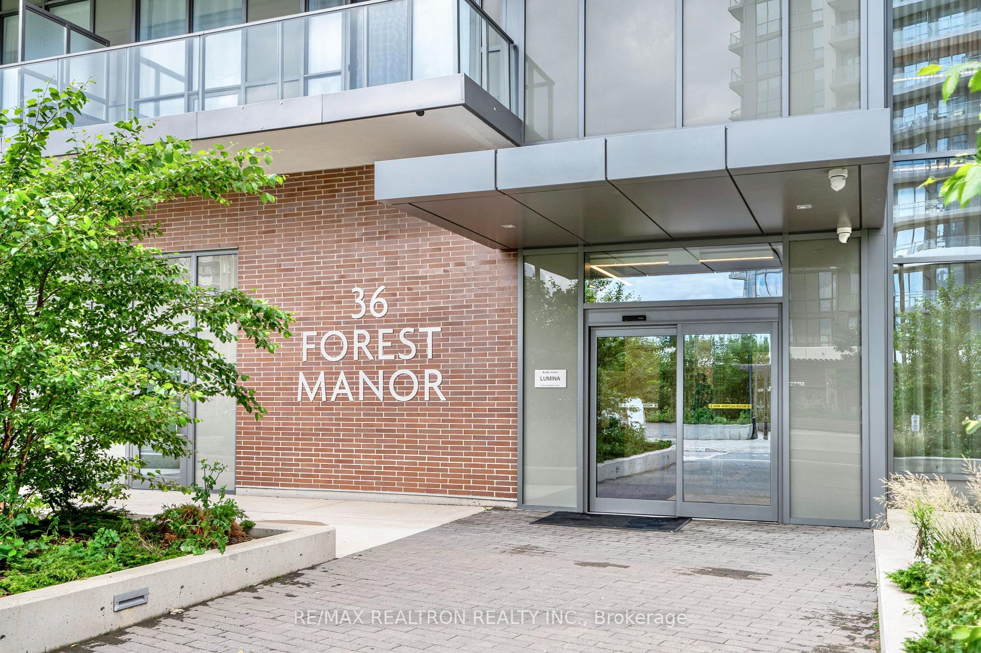 2 Bedrooms Condo at 36 Forest Manor, Toronto For sale