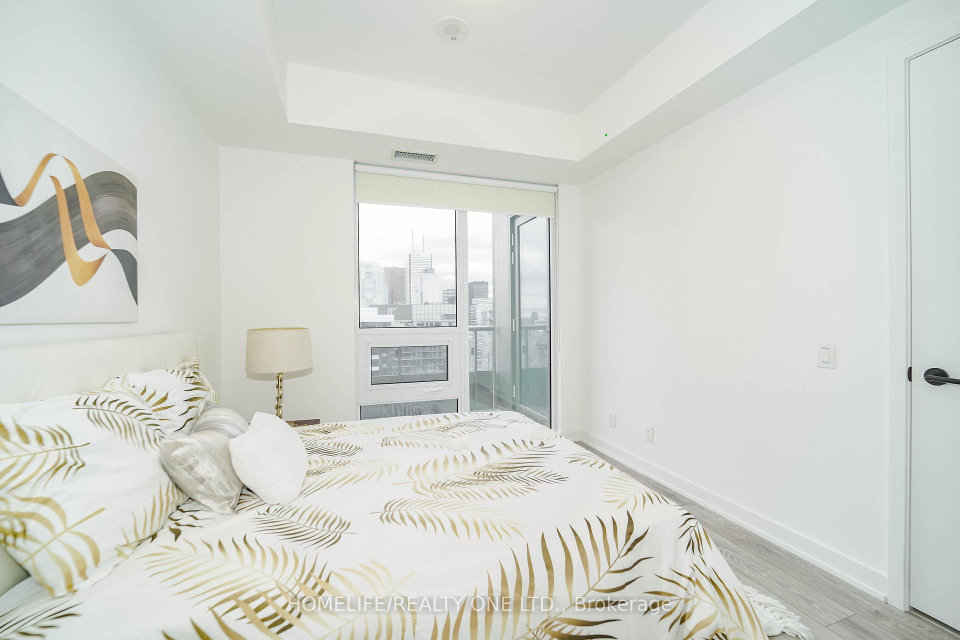 1 Bedroom Condo at 108 Peter, Toronto For sale
