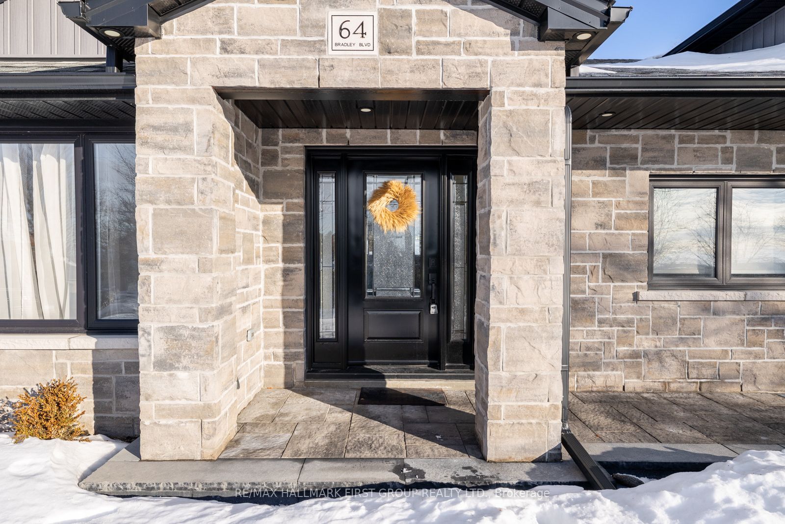 64 Bradley Boulevard