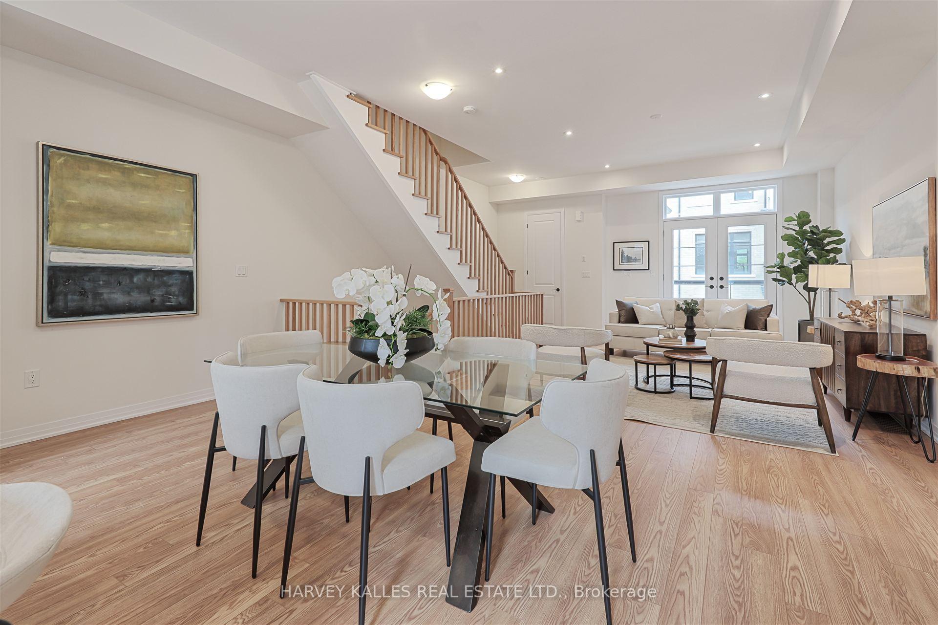 75 De La Roche Drive S
