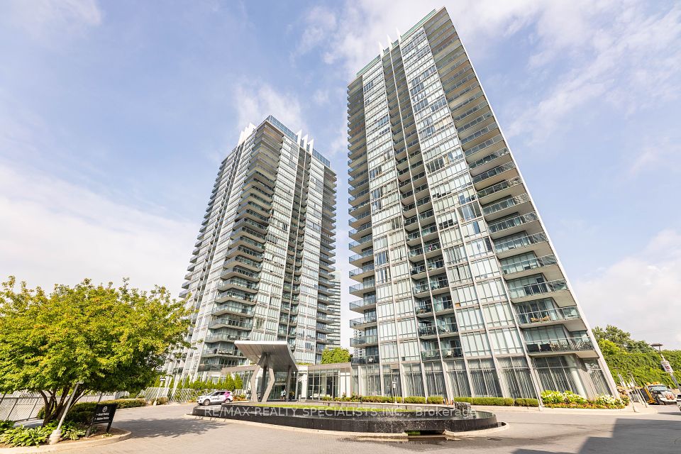 90 PARK LAWN