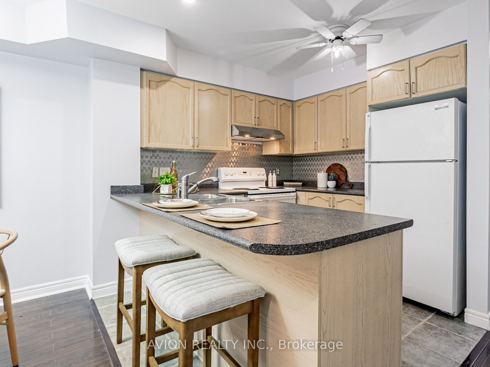45 Cedarcroft Boulevard, #11