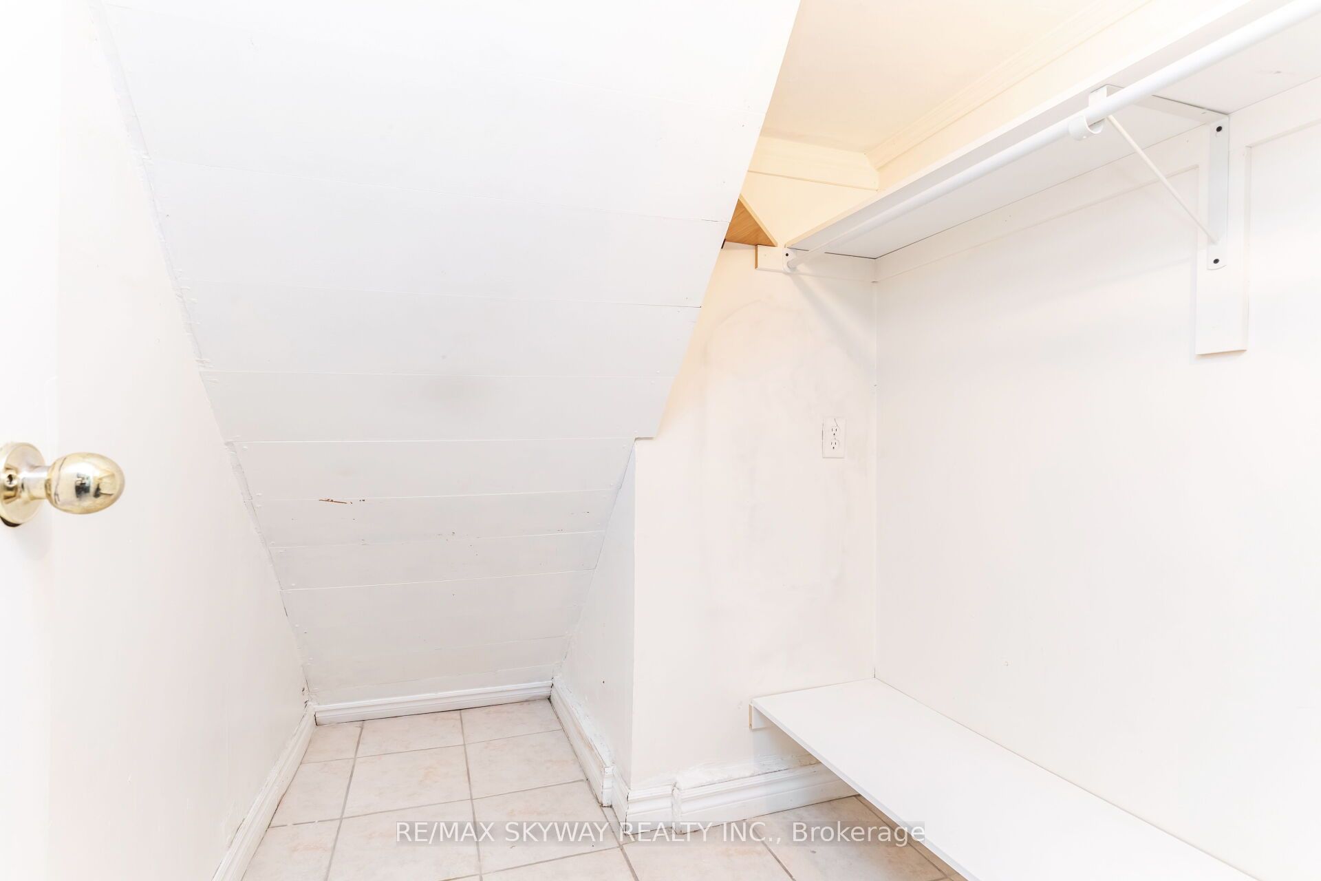 144 Archdekin Drive