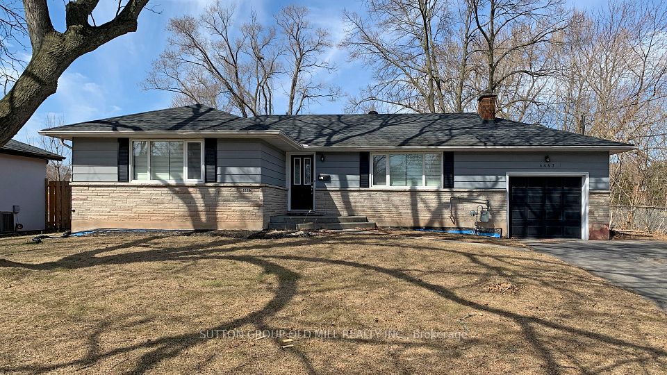 4447 Spruce