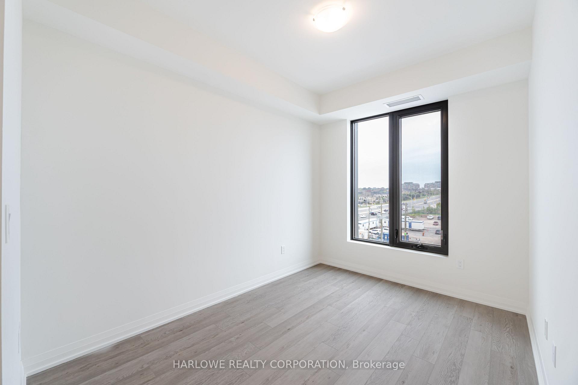 3 Bedrooms Condo at 3006 William Cutmore, Oakville For sale