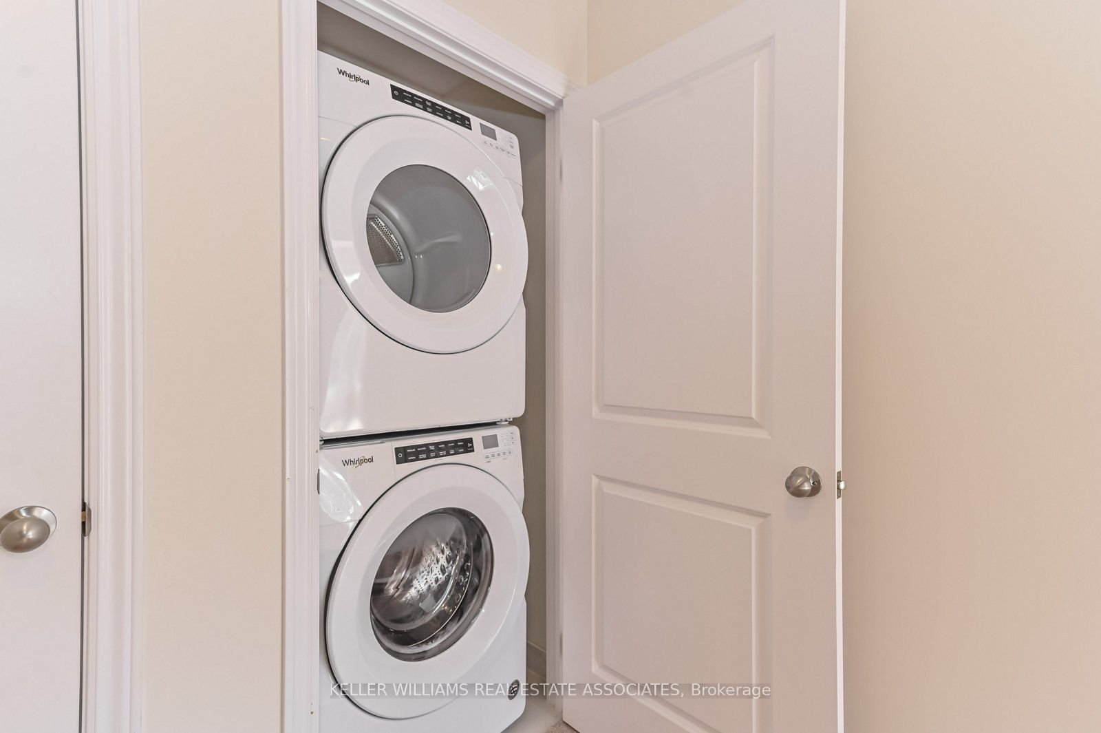 88 Decorso Drive, #26