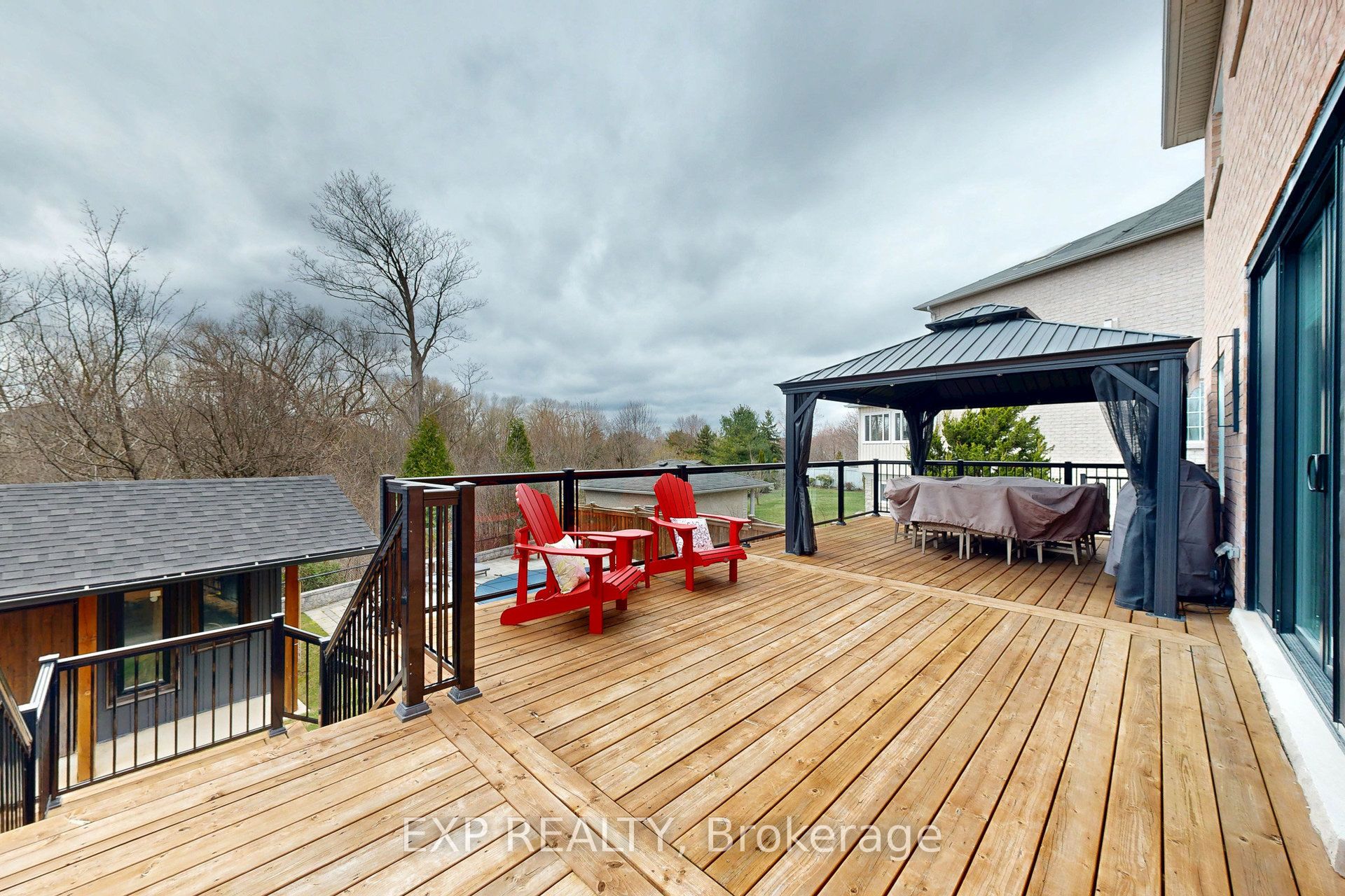 100 Dells Crescent, Brampton, ON L7A 2X1