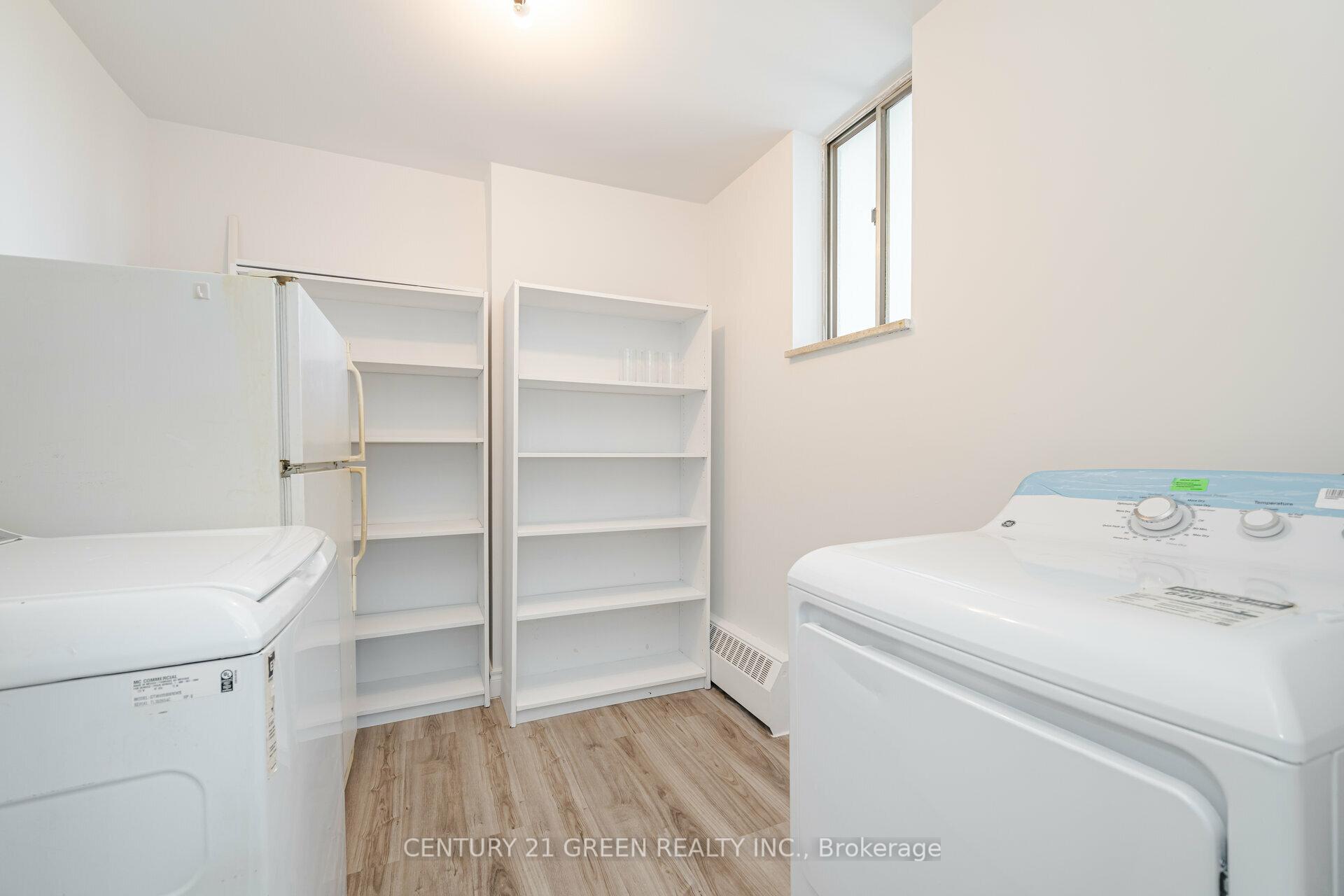 4 Bedrooms Condo at 5 Parkway Forest,  Toronto For sale