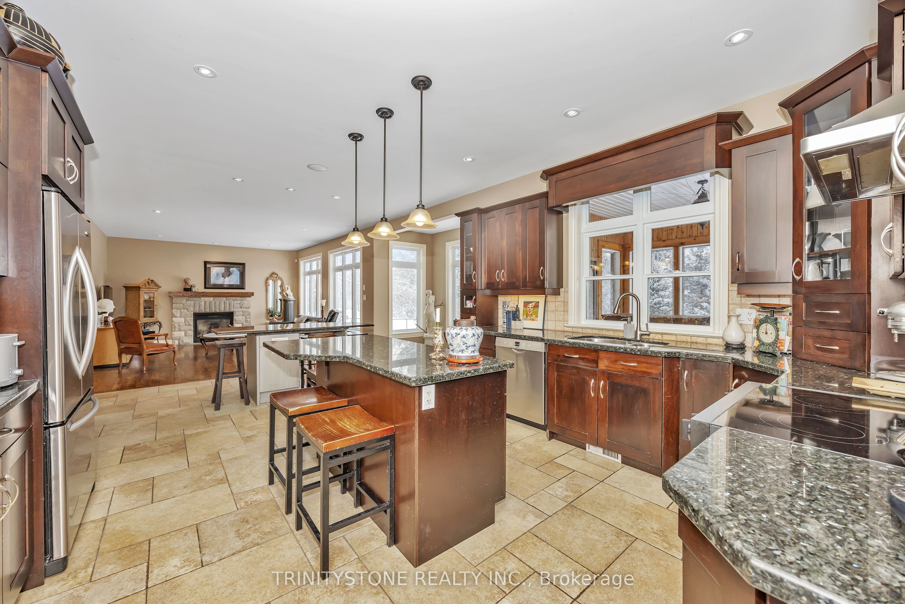 15 Canadian Drive