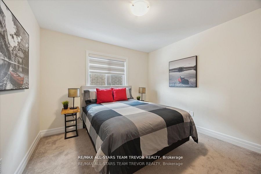 83 Kingknoll Crescent