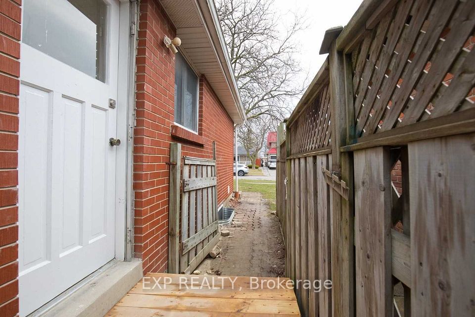 #Lower - 4 Goodwood Road, Brampton, ON L6S 1C5